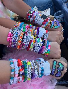 Taylor Swift Bracelet Eras Tour, Ears Tour Bracelets Ideas, Taylor Swift Bracelets Ears Tour, Bracelet Trading Eras Tour, Taylor Swift Eras Your Bracelet Ideas, Taylor Swift Eras Tour 13 Hand, Bracelets For Taylor Swift Concert, Taylor Swift Light Up Bracelets, Taylor Swift Bracelets Swiftie