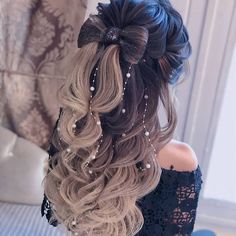 Braids Medium, Quince Hairstyles For Long Hair, Hairstyles With Crown, 2020 Hairstyles, Quince Hairstyles With Crown, Hair School, School Hair, Holiday Hair, Quince Hairstyles