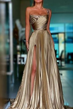 Gold Gown, Golden Dress, فستان سهرة, Gala Dresses, Evening Dresses Elegant, Glam Dresses, Gorgeous Gowns, Gold Dress, Event Dresses