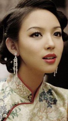 Chinese Bridal Makeup Traditional Chinese Wedding, 1st September, Bride Updo, Chica Cool, Makeup Hairstyle, Natural Wedding Makeup