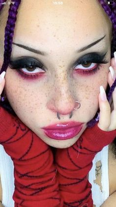 Makeup Clown, Rave Makeup, Makeup Clothes, Dark Makeup