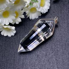 Name :24 sided Vogel Style quartz Natural Clear Quartz Crystal sterling silver pendant DT Wand POINT healing Material : natural clear quartz crystal Weight :20-40g approx Size :51-69mm *15-19mm*16-23mm approx  attention      All of our crystals & stones are natural and have formed over millions of years. They are not reconstituted nor lab-grown.Because they are natural, each piece may have inclusions, natural lines or indentations.This is normal and part of the natural material.      These are n