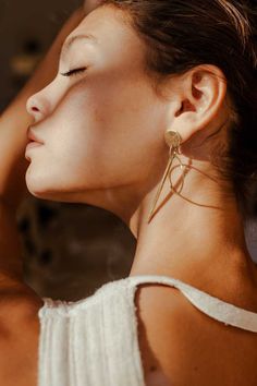 Bronze Earrings, Mexican Jewelry, Bronze Jewelry, Feminine Power, Online Jewelry Store, Photoshoot Inspiration, Boho Chic Fashion, Powerful Women, Boho Earrings