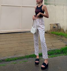 Y2k Sandals Outfit, How To Style Platform Sandals, Y2k Platform Sandals, Sandal Outfits