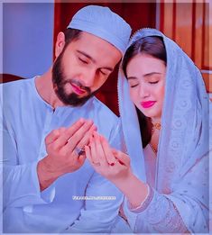 Ramzan Couple Dp, Couples Caring, Army Girlfriend Pictures, Couple Dp, Boy And Girl Best Friends, Cute Photography, Photo Pose For Man, Photo Poses For Couples, Girls Watches