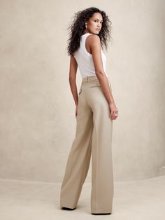 Lido Wide-Leg Italian Wool Pant | Banana Republic Outfit Formulas, Petite Shorts, Feeling Confident, Wool Trousers, Cocktail Bar, Wool Pants, Wool Fabric, The Gap, Wide Leg Trousers