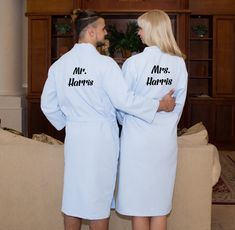 Custom Waffled Cotton Bathrobes for Couple, Mr and Mrs Cotton Robes, Wedding gift, Anniversary gift, Wedding robes, Groom and Bride-strong  🌟About🌟 These  Monogrammed  Bathrobes set are perfect gifts for the bride and groom . We designed these Robes with highest quality fabric to make the pjs feel like a second skin on everyone . Our robes come in variety sizes and colors to fit  . Get ready for those picture perfect moments! Relax, look pretty, and get pampered in these soft comfortable robes Bridesmaid Robes Blue, Bride Robes, Light Pink Bridesmaids, Personalized Robes, Wedding Party Robes, Bridesmaid Robe Personalized, Flower Girl Robes, Wedding Titles, Gift For Groom