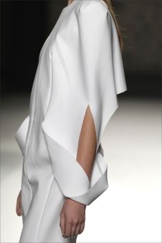 all white Fungi Fashion, Origami Fashion, Clothing Details, Mode Inspiration, Style Outfits