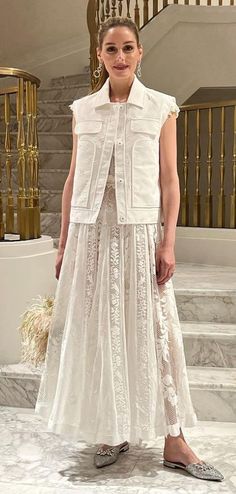 Olivia Palermo Outfit, Olivia Palermo Lookbook, Celebrity Style Icons, Olivia Palermo Style, Olivia Palermo, Looks Chic, Lace White Dress, White Outfits, Palermo