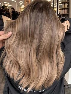 Dark Blonde Hair Color, Black Hair Balayage, Hair Color Light Brown, Honey Blonde Hair, Dark Blonde Hair, Blonde Hair Inspiration