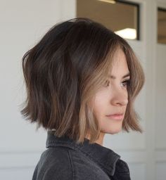 Middle Part A Line Bob, Bluntcut Bob Thick Hair, Bluntcut Bob Brunette, Bluntcut Bob Chin Length, Fall Bob Hairstyles, Brown Bob Hair, Bobbed Hair, Hair Adviser, Short Brown Hair