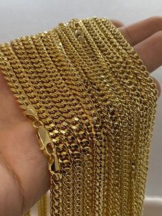 "option 1)  14kGold Curb Link necklace, 25.5\"inches,6mm , 28.33gr option 2)  14kGold Curb Link necklace, 25.5\"inches,5mm , 20.88gr option 3)  14kGold Curb Link necklace, 20\"inches,4mm , 12.53gr [Please text me if you want specific length or width ,i can customize it for you.] Priced to sell! Compare our prices to other similar sellers! Arrives in a GIFT BOX and includes FREE SHIPPING within the USA and Canada. International shipping is available at the most economical rates on ETSY. I HAVE BE Gold Plated Curb Chain Necklace Gift, Personalized Gold Curb Chain Jewelry, Gold-plated Curb Chain Necklace For Gift, Yellow Gold Metal Curb Chain Jewelry, Gold-tone Gold-plated Curb Chain Jewelry, Chain Link Necklace, Link Necklace, Real Gold, Gold Chains