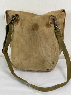 Vintage Bag 1890s Bag Shoulder Bag Messenger Bag U.S. Army - Etsy Musette Bag, Army Bag, Military Bag, Vintage Luggage, French Army, Pretty Clothes, Vintage Bag, Dec 7, Backpacking Travel