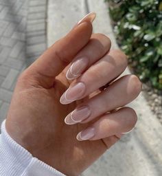 white design Nails Minimalist, Long Almond Nails, Long Almond, Shape Nails, Gel Toe Nails, Nail Designs Valentines, Almond Shape Nails, French Tip Acrylic Nails, Work Nails