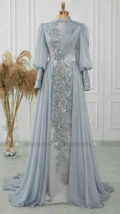 Gaun Tulle, Party Dresses With Sleeves, Muslim Evening Dresses, Modest Evening Dress, Hijab Evening Dress, Gowns Dresses Elegant, Stylish Wedding Dresses, Braut Make-up