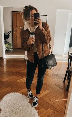 Fashion Definition, Fashion Facts, Fashion Overalls, Malayalam Movie, Trendy Fall Outfits, Fashion Victim, Cute Fall Outfits, Mode Inspo, Casual Winter Outfits