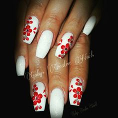 Acrylic Nails Red And White, Nail Ideas 3d Flowers, Short Acrylic Nails 3d Flowers, White And Red Nail Designs, Nail Ideas 3d, Lola Nails, Red Flower Nails, Nails Red And White, 3d Acrylic Flowers