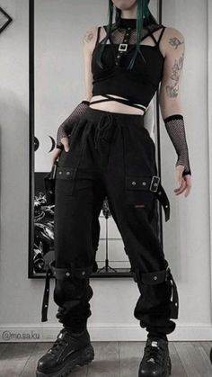 Celana Fashion, Egirl Fashion, Techwear Outfits, Tomboy Outfits, Mode Inspo