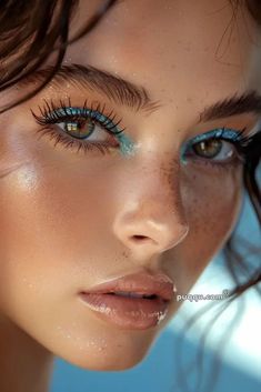 Makeup For Teenagers, Baby Blue Makeup, Shark Makeup, Y2k Makeup Looks, Asian Makeup Tutorials, Concert Makeup, Mekap Mata