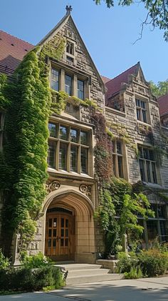 an old building with ivy growing on it's side