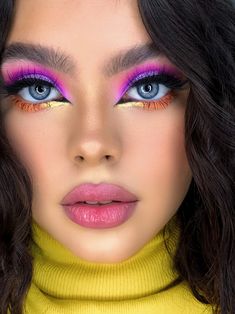 Purple Orange Makeup Look, Colourful Makeup Looks Creative, Candy Makeup Ideas, Crazy Contour, Shocked Expression, Plumper Lips, Clear Soap, Funny Alien, Fuller Lips