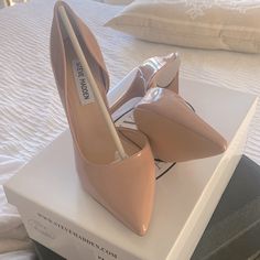 New Never Used Nude Heels, Steve Madden Shoes, Shoes Women Heels, Steve Madden, Shoes Heels, Blush, Size 7, Women Shoes, Cream