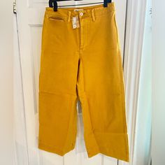 Madewell Emmet Pant (Few Seasons Ago) New With Tags High Waisted Wide Leg Pant Great For Summer And Fall 31” Inch Waist 25” Inseam High Waisted Wide Leg Pants, Wide Leg Crop Pants, Wide Leg Cropped Pants, Wide Leg Pant, Yellow Fashion, Pocket Pants, Corduroy Pants, Cropped Jeans, Cropped Pants