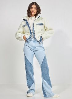 Two Toned Jeans Outfits, Two Tone Jeans Outfits, Patched Jeans Outfit, Two Tone Jeans, Jean Patchwork, Jeans Refashion, Clothing Pattern Design, Outfits Con Jeans