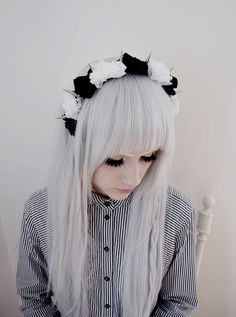 Mint Hair, Goth Hair, Flowers In Her Hair, Pastel Grunge, Alternative Hair