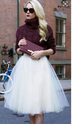 Chic Tiered Skirt For Fall, Elegant Tiered Tulle Pleated Skirt, Elegant Pleated Tiered Tulle Skirt, Chic Evening Pleated Tulle Skirt, Winter Tulle Flared Skirt, White Tiered Skirt For Fall, Fall Evening Tiered Skirt, Winter Flared Tulle Skirt, Chic Ruffled Fall Skirt