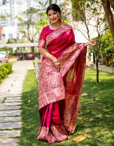 Type: Saree Saree Color: Pink Blouse Color: Pink Saree Length: 6.2 Mtrs Blouse Length: 0.80 Mtr Fabric: Handloom Silk Work: Weaving  Care Instruction: Hand Wash Product Code: 53129 Handloom Silk Saree, Raw Silk Saree, Designer Sarees Collection, Saree Poses, Bridal Dress Fashion, Silk Saree Blouse, Trendy Sarees, Kanjivaram Sarees