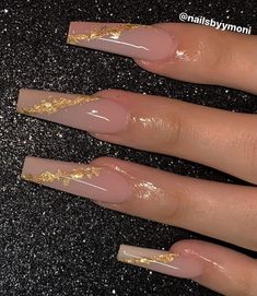 Nails For Mexicans, Simple Long Nails Design, Nails Acrylic Vegas, Cute And Classy Nails, Rose Gold Prom Nails Acrylic, Long Nude Nails With Design, Wedding Guest Nails Ideas Classy Acrylic, Bday Nails Ideas Coffin, Cute Nude Acrylic Nails