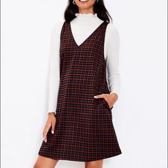 Nwt Plaid Double V Dress From Loft. Pullover Style With Pockets. Runs Large (I’m A Small/Medium In Loft And This Was Too Baggy For Me) So Cute For Fall! Plaid Dress Outfit Fall, Plaid Dress Outfit, Dress Outfit Fall, Plaid Slip Dress, Knee Length Sweater, Butterfly Sleeve Dress, V Dress, Trendy Skirts, Long Sleeve Shift Dress