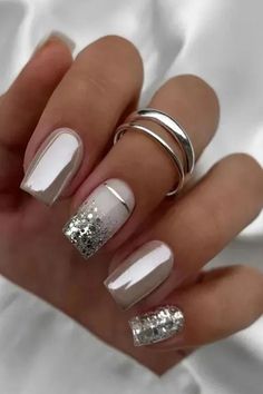 Capping Gel, Classy Gel Nails, Nails Fancy, Black Nails With Glitter, Christmas Nails Easy, Short Square Nails, Disney Nails, Hair Skin Nails, Dipped Nails