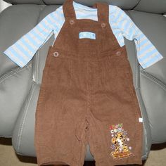 Disney Baby 2pc Snow Cool Tigger Outfit Size 3/6 Months New Brown Cotton Playwear Set, Cute Brown Cotton Set, Playful Brown Cotton Sets, 90s Baby Clothes, Tigger Outfit, Wlw Halloween, Spiderman Pajamas, Little Mermaid Outfit, Winnie The Pooh Honey