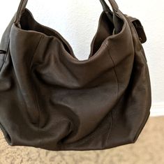 Soft Leather Bag With Small Pocket On The Back And Phone And Pen Pockets Inside Soft Leather Bag, Grey Bag, Hobo Bags, Hobo Bag, Inside Pocket, Soft Leather, Dark Grey, Leather Bag, Bag Lady