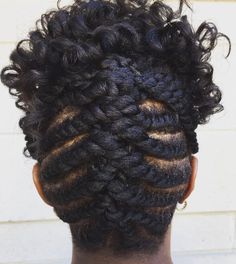 Mohawk Updo, Braided Mohawk, Mohawk Braid, Pelo Afro, Natural Hair Updo, Natural Hair Tips, Hair St, Box Braids Hairstyles