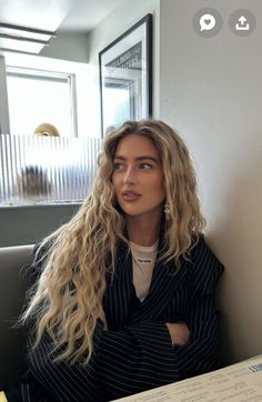 Haircuts For Wavy Hair, Long Hair Cuts, Curly Blonde, Wavy Hair, Hair Goals, Tangled, Hair Inspo, Cute Hairstyles, Beautiful Hair