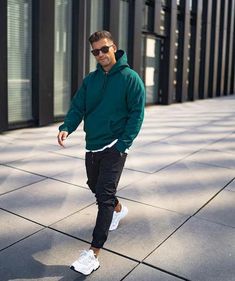 Casual Outfits Men Fall, Hoddies Outfits, Outfits For 2023, Mens Fall Outfits, Hoodie Outfit Men, Outfits Men Streetwear, Mens Casual Outfits Summer, Fall Outfits Men, Winter Outfits Men