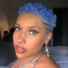 Hair Colour Ideas, Edgy Short Haircuts, Trending Hair, Tapered Natural Hair, Short Haircuts For Women