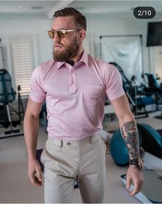 Conor Mcgregor Polo Shirt, Conor Mcgregor Outfits, Mc Gregor Fashion, Corner Mcgregor, Mcgregor Style, Conor Mcgregor Style, Ufc Conor Mcgregor, Celebrity Sunglasses