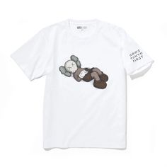 KAWS x Uniqlo Tokyo First Mori Arts Gallery Exclusive Tee Shirt – Sugoi JDM Kaws Clothes, Kaws Tshirt, Kaws Shirt, Collection Clothes, Uniqlo Shirt, White Kicks, Tee Shirt Designs, White T Shirt, White Tshirt