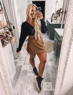 Holley Gabrielle, Cute Simple Outfits, Simple Outfits, Hair Ideas, Fashion Inspiration, Fashion Forward, Outfit Ideas, Casual Outfits, Cute Outfits