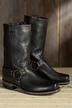 Men's Walk-Over Salinger Leather Harness Boots | Overland Rugged Moto Boots With Buckle Closure For Biker Events, Rugged Leather Moto Boots, Outdoor Moto Boots With Leather Lining And Snip Toe, Vintage Leather Moto Boots For Biker Events, Rugged Leather Moto Boots For Biker Events, Jump Boots, Biker Outfit, Mens Cowboy, Mens Boots Fashion