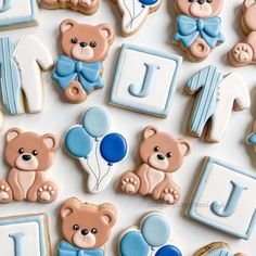 Baby Shower Oso, 3 Balloon, Baby Boy Cookies, Beary Cute, Instagram Cookies, First Birthday Cookies, Boy Baby Shower Centerpieces, Teddy Bear Cookies, Baby Shower Sweets