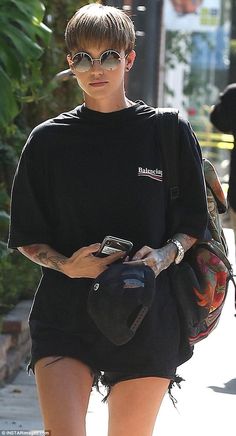 Ruby Rose Outfits, Ruby Rose Haircut, Ruby Rose Style, Ruby Rose Hair, Short Hair Pixie Cuts, Penteado Cabelo Curto, Short Pixie Haircuts, Rose Hair, Best Outfits