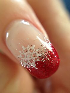 Pretty Christmas Nails - Never miss the awesome and greatest deal. Click to visit and find out more! Nails Amber, Moms Nails, Diy Christmas Nail Art, Xmas Nail, Nail 2023, Christmas Easy, Fingernail Designs, Valentine Nails, Fancy Nails Designs