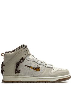 Shop Nike x Bodega Dunk High sneakers with Express Delivery - FARFETCH High Friends, Nike Hightop, Nike Tenis, Men Nike Shoes, Leopard Print Loafers, Nike High, Hightop Sneakers, Nike T, Mens Designer Shoes