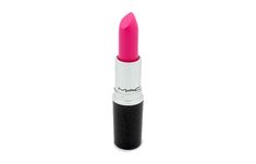 Best MAC Pink Lipsticks – Our Top 10 Picks Mac Pink Lipstick, Pink Lipstick Mac, Best Pink Lipstick, Mac Mehr, Bombshell Makeup, Best Mac Lipstick, Pink Lip Color