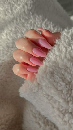 Almond Nails Pink, Checkered Nails, Pink Chrome Nails, Baby Pink Nails, Pink Gel Nails, Classic Nails, Nails Pink